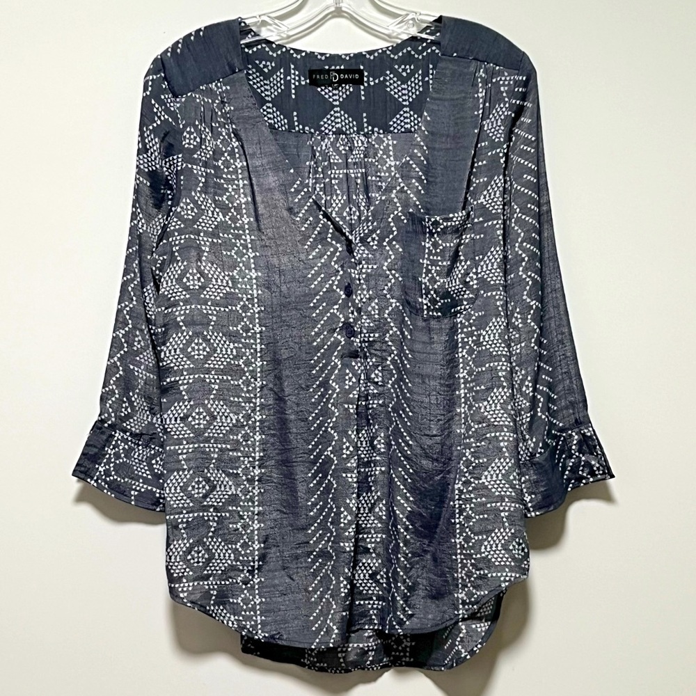 Fred David Chic Grey Blue tribal aesthetic quarter Sleeve V-Neck Hi Low Blouse